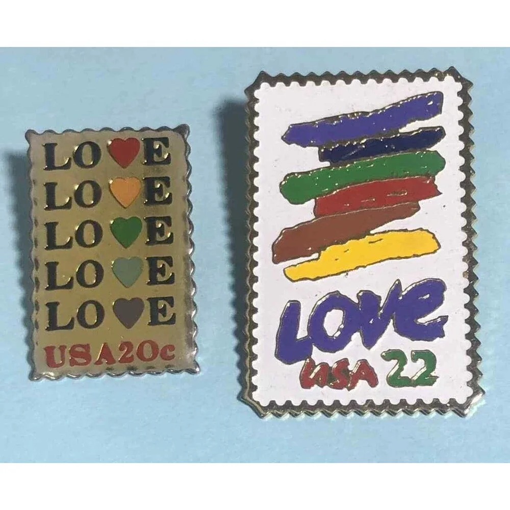 LOVE & HEART💖💖 2 ,USPS L💖VE Pins ,20¢ + 22¢ Stamp pins